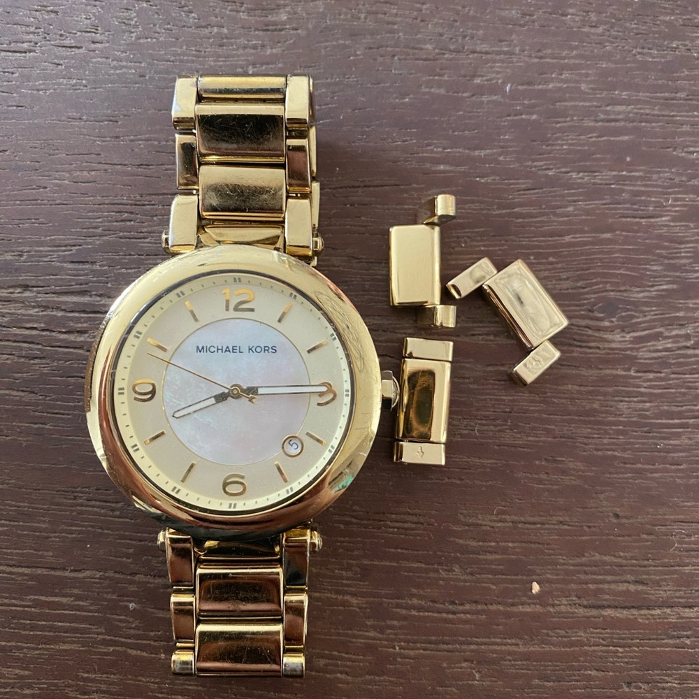 Classy vintage gold Michael Kors watch